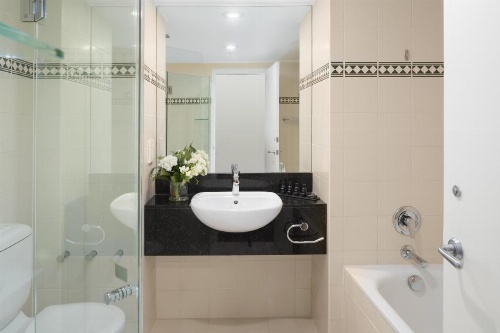 Rydges World Square Sydney image 11